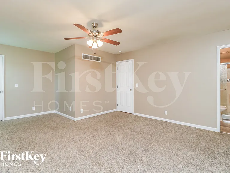 3598 Whispering Woods Dr — Photo 9