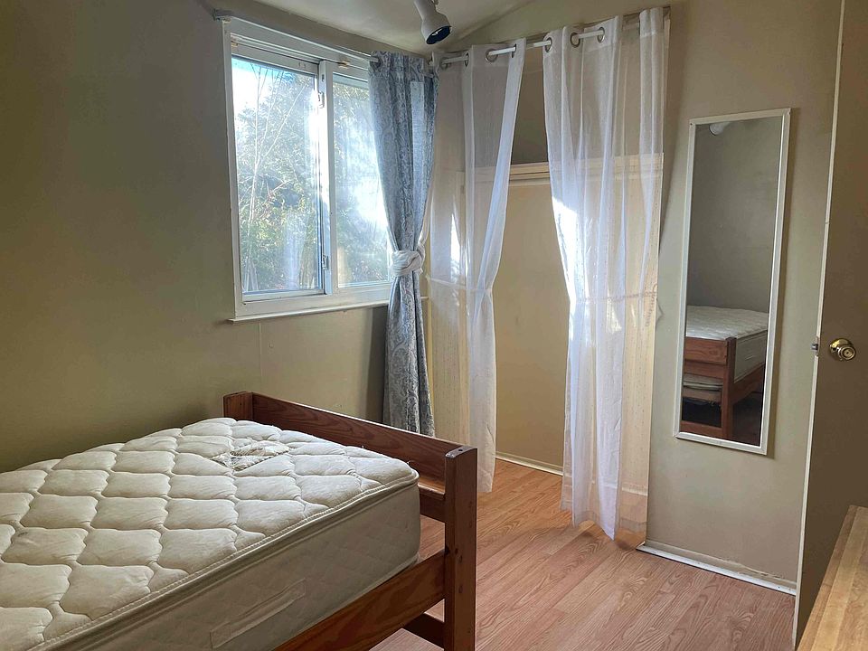 1st image of 31 College Dr #1