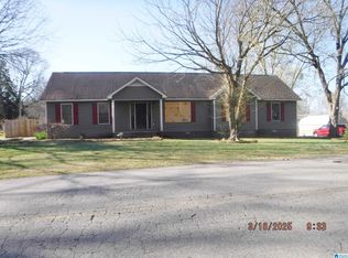 996 Seay Ave, Boaz, AL 35957
