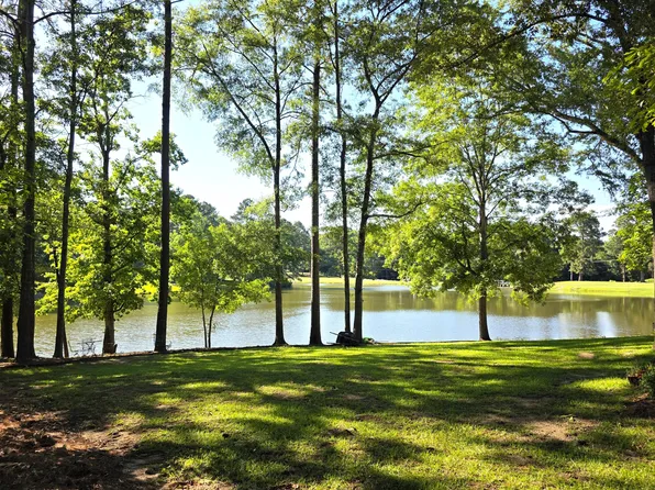 620 Plantation Dr, Santee, SC 29142