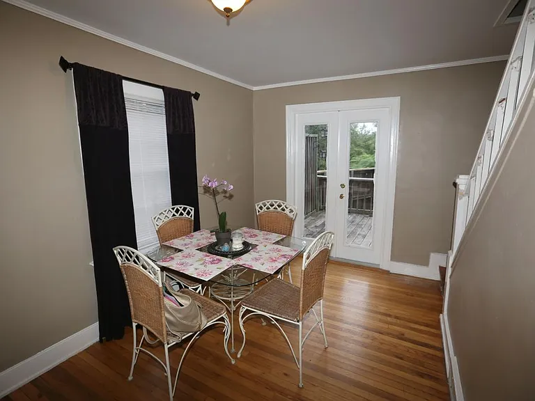813 Beechwood St #4 — Photo 3