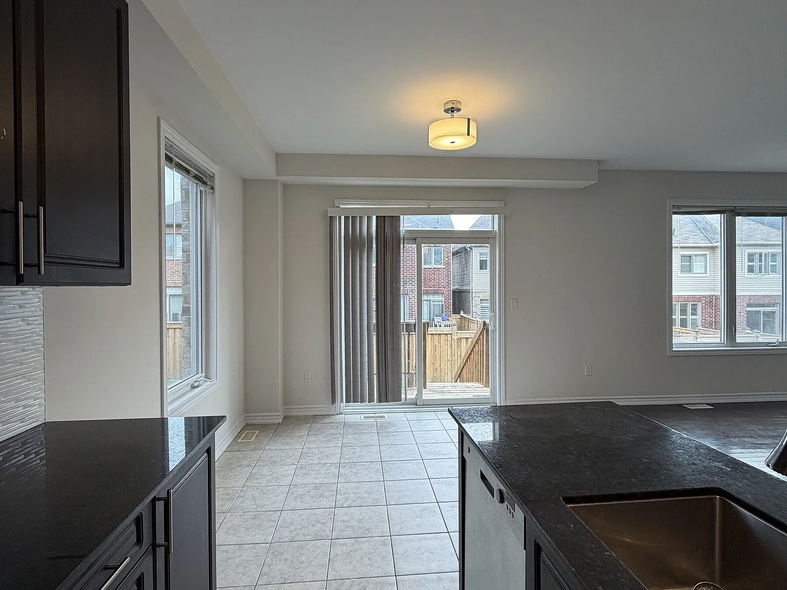 4 bed, $3,200 — Photo 4