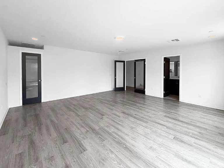 26706 Lexington Ln — Photo 14