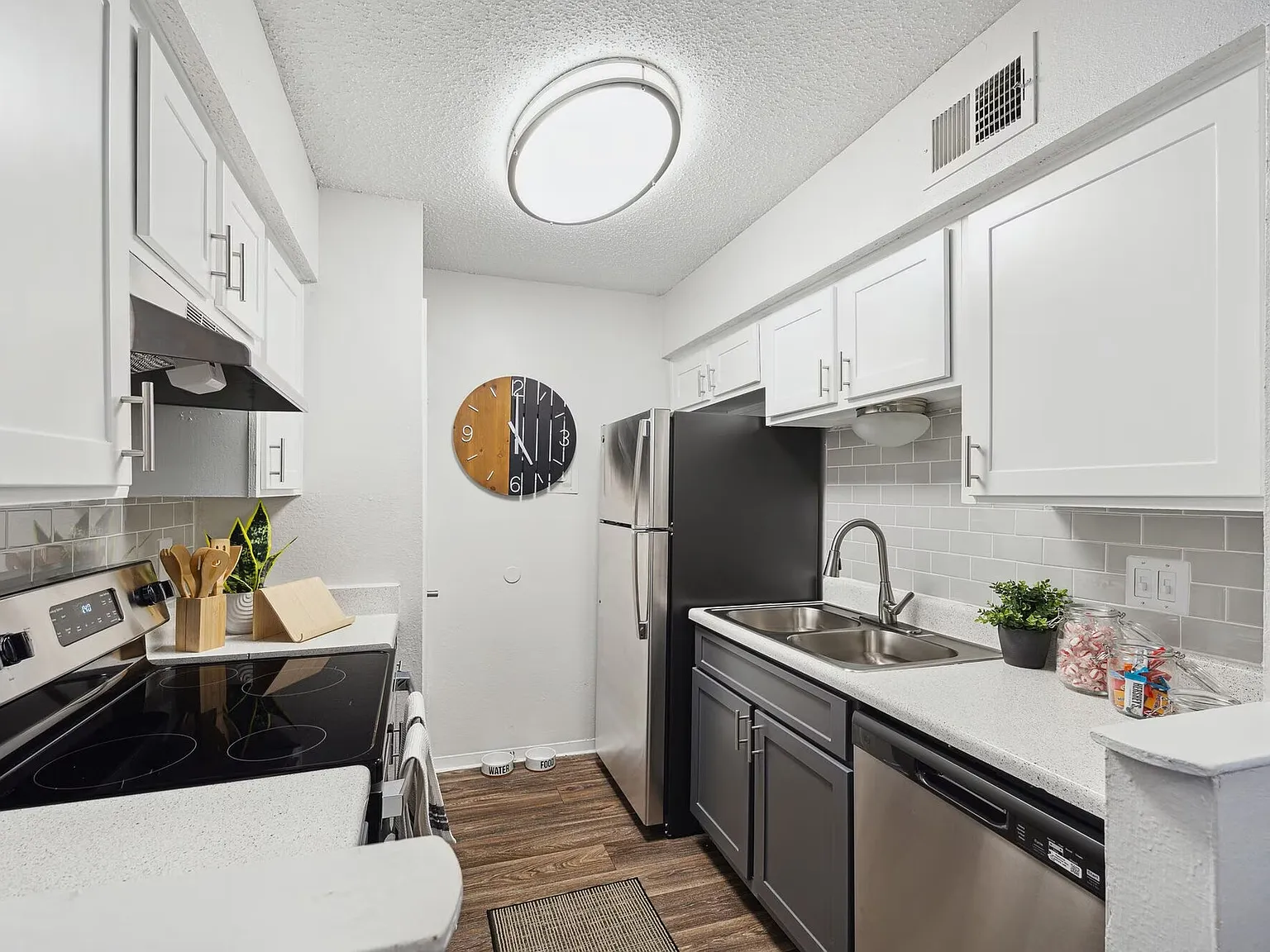 Elevate at Huebner Grove — Photo 2