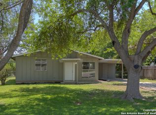 923 North Blvd, Universal City, TX 78148