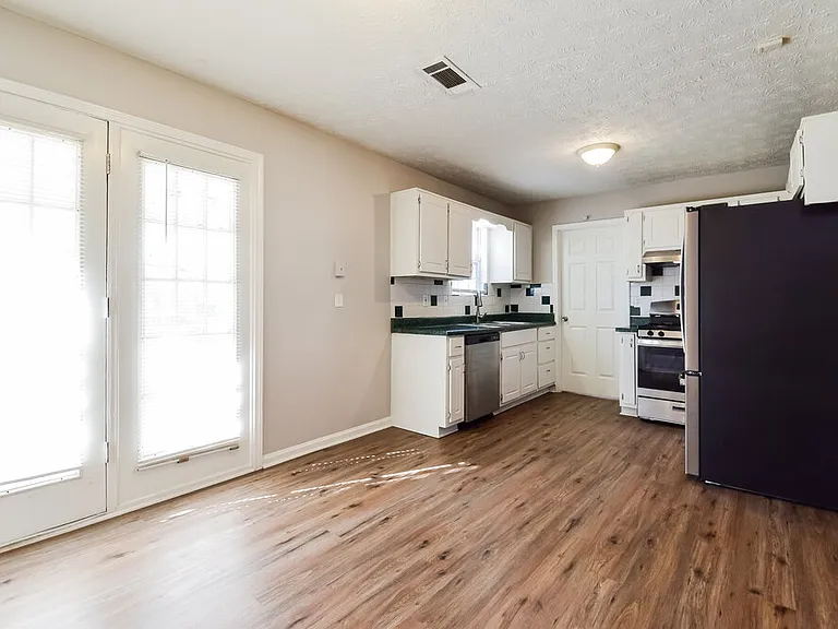 5215 Austin Pl — Photo 7