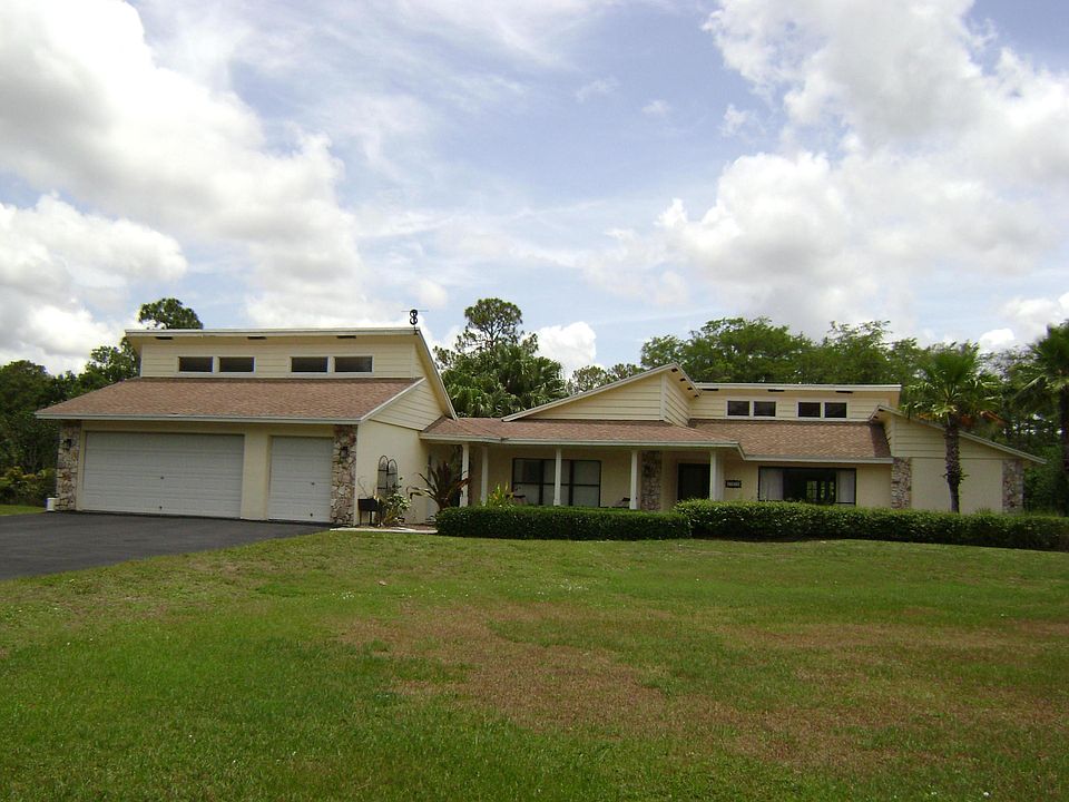 1st image of 17375 Dogwood Trail N
