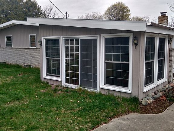 2nd image of 596 Northwood Dr
