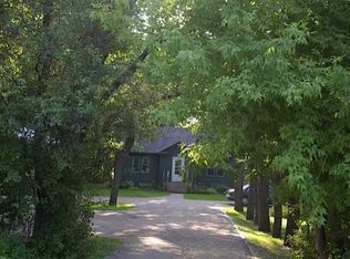 5374 N Columbia Rd, Grand Forks, ND 58203