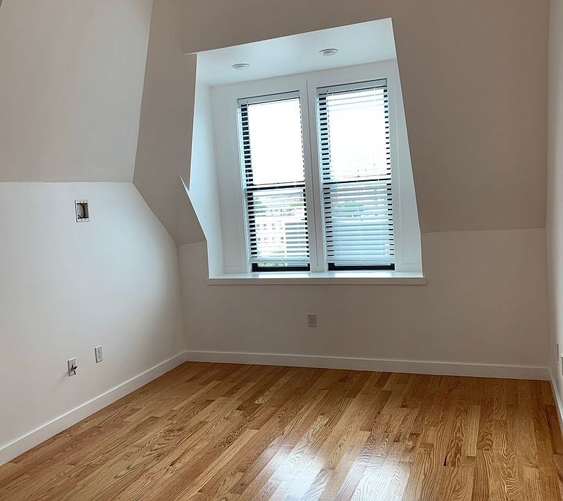 Market Street Investment LLC 6468 Market St Lynn MA Zillow