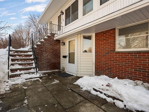 2nd image of 109 Barclay Rd