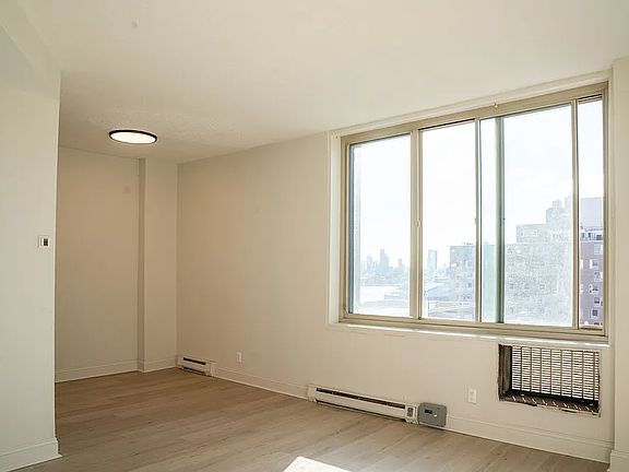 2nd image of 1952 1st Ave APT 4J