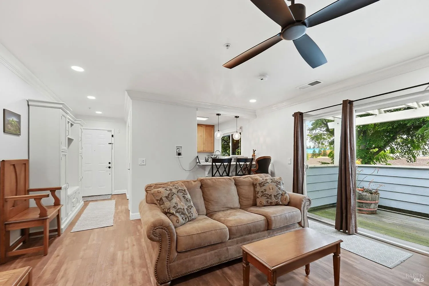 225 Burt Street #9 - Photo 7