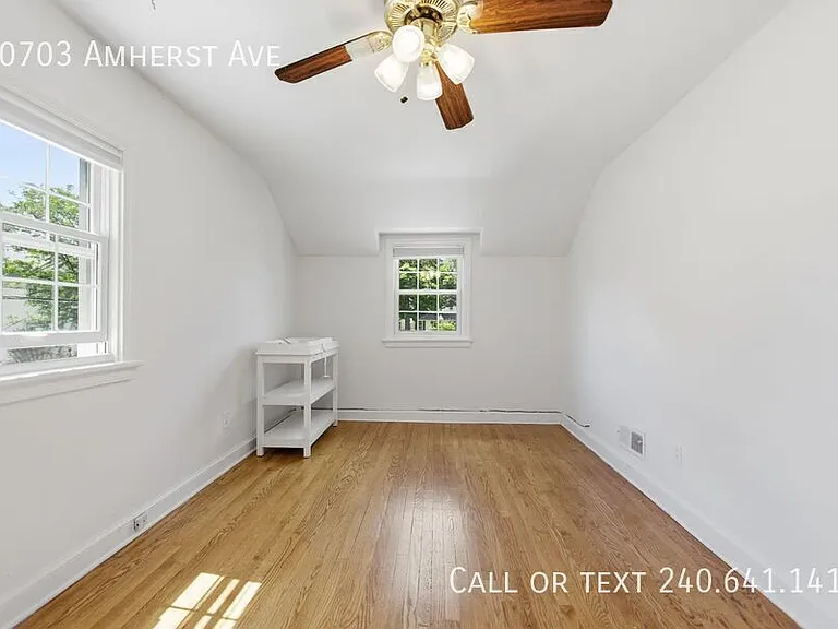 10703 Amherst Ave — Photo 11