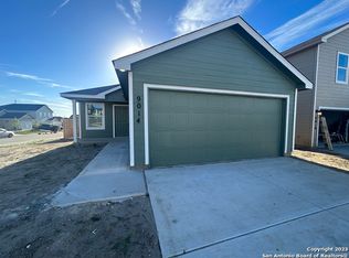 9014 Lunar Lndg, San Antonio, TX 78252