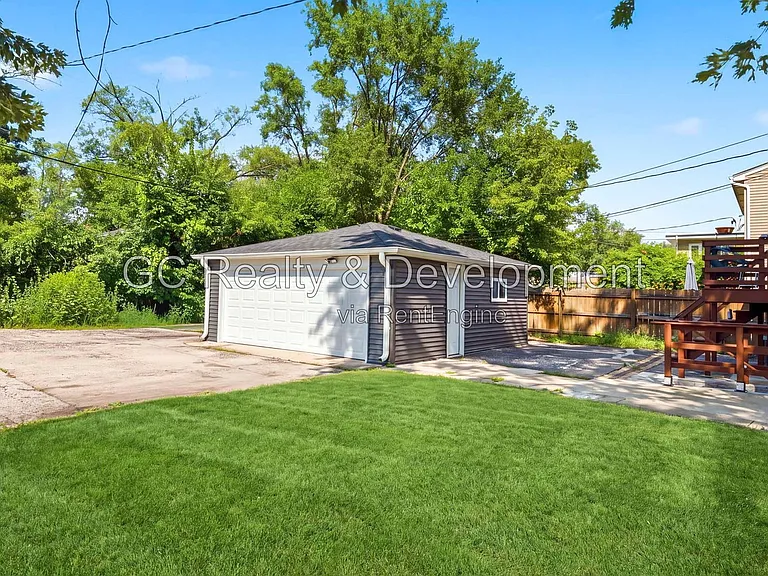 27W180 Cooley Ave #1 — Photo 16