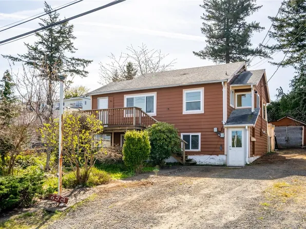 658 Thulin St, Campbell River, BC V9W 2L3