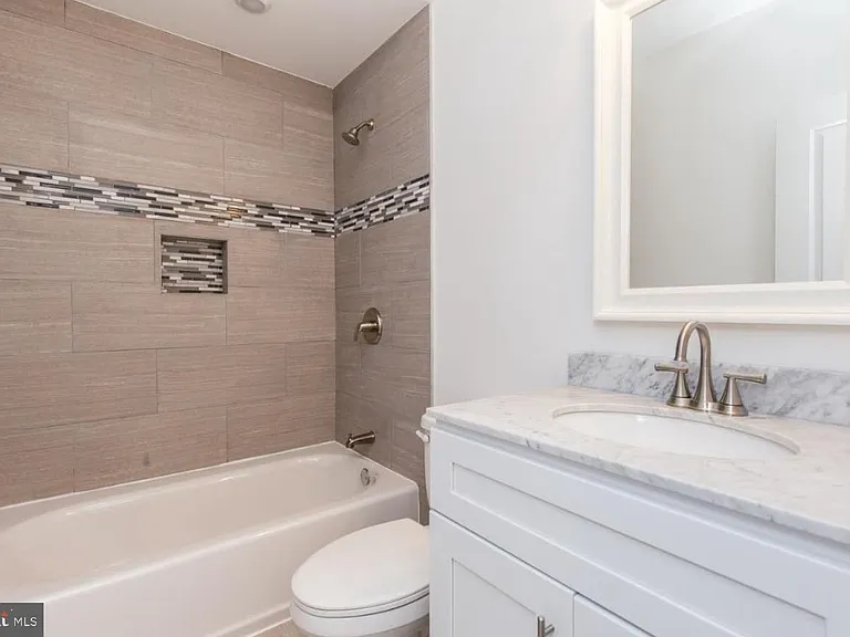 4215 Manayunk Ave #D — Photo 11