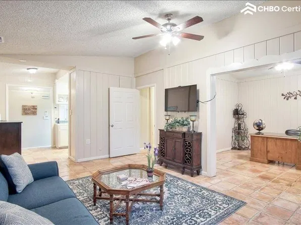 4750 View Dr, San Antonio, TX 78228