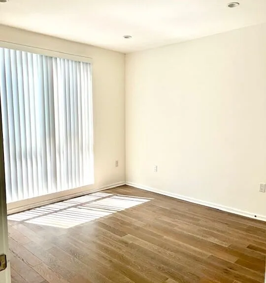 1611 Beverly Gln #3B — Photo 9