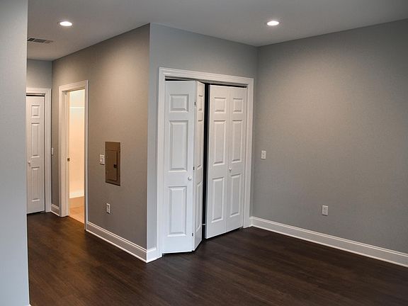 5th image of 505 Ellicott St #100