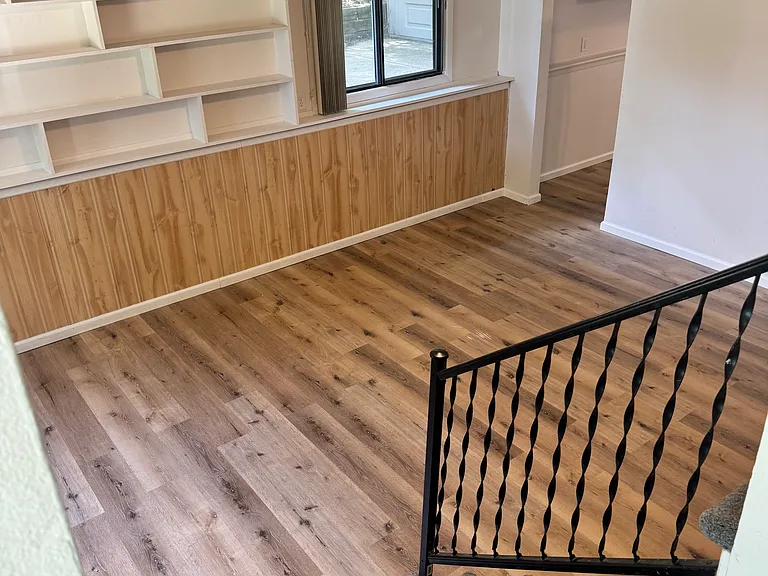 4200 Enden Ln — Photo 2
