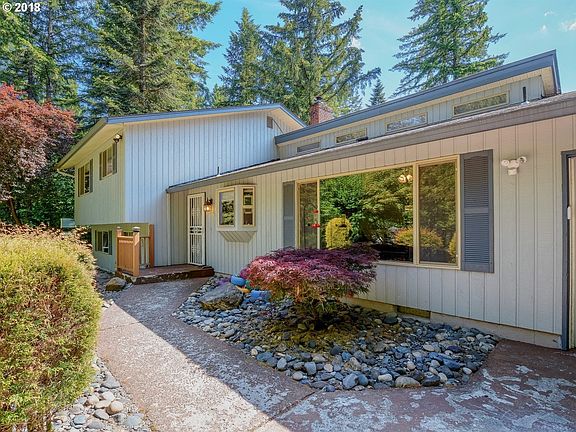 2nd image of 5605 NE 232nd St
