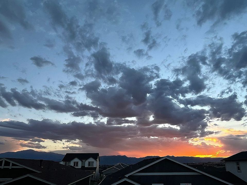 2nd image of 6627 Cumbre Vista Way