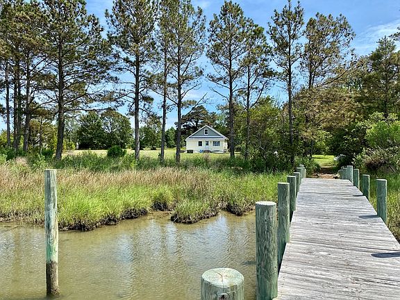 4th image of 135 Oyster Creek Dr