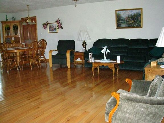 Entrance into Living Room
