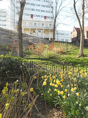 Sold by Willie Kathryn Suggs, LREB | media 24