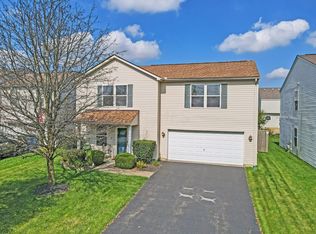 7530 Canal Highlands Blvd, Canal Winchester, OH 43110
