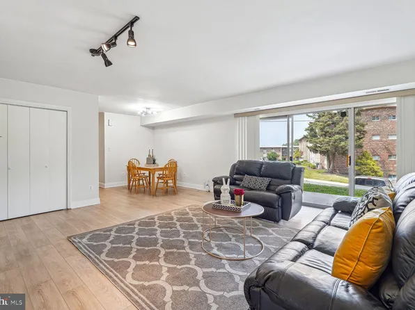 7525 Riverdale Rd APT 1802, Hyattsville, MD 20784