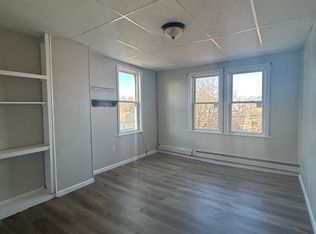 142 New Britain Ave APT 2, Hartford, CT 06106