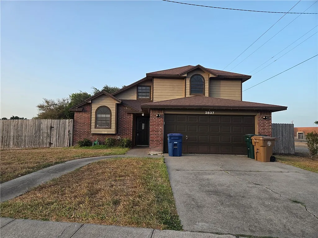 4 bed, 1767 sqft, $2,200 — Photo 1