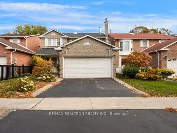 113 Halfmoon Sq, Toronto, ON M1C 3V2