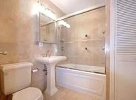 Rented by Citi Habitats | media 34