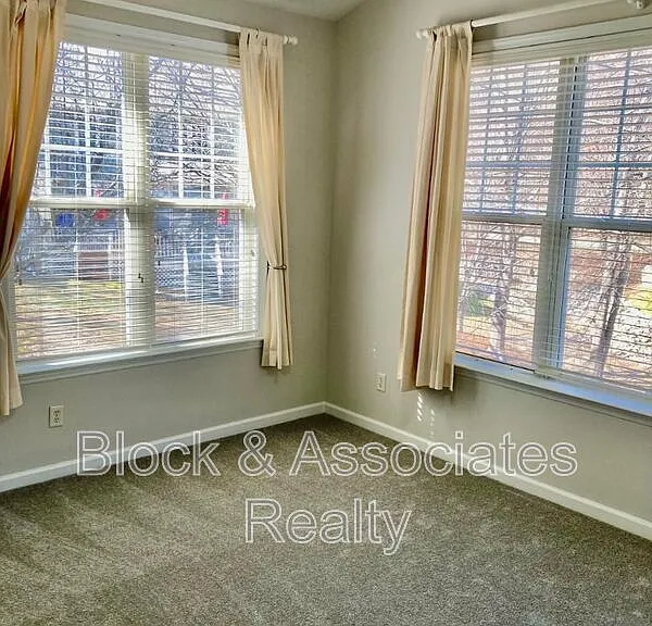11034 Louson Pl — Photo 5