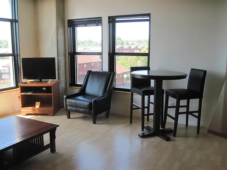 Mercury - Residential — Photo 104