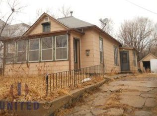 1127 Oak St, Sioux City, IA 51105
