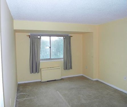 4th image of 5100 Leesburg Pike Ste 200