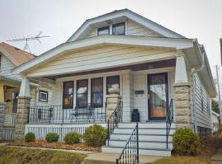 2727 S Burrell St, Milwaukee, WI 53207