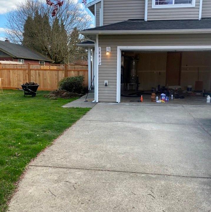 1st image of 18812 Blueberry Ln