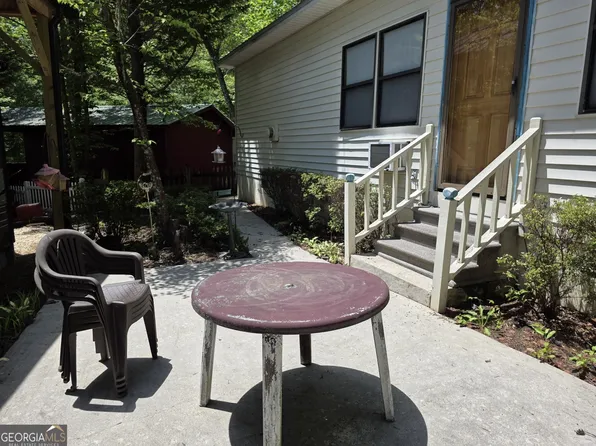 92 Cindy Pkwy, Cleveland, GA 30528