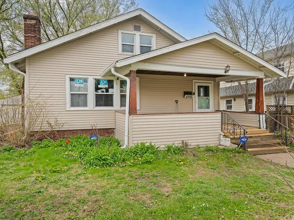 1320 N Court St, Rockford, IL 61103