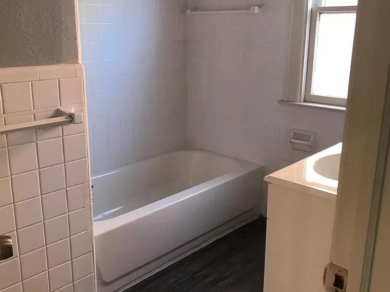 9137 Meyers Rd — Photo 5