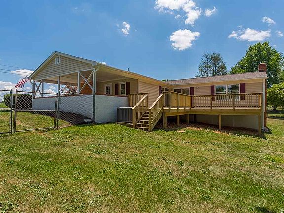 3rd image of 2166 Autumn Ln