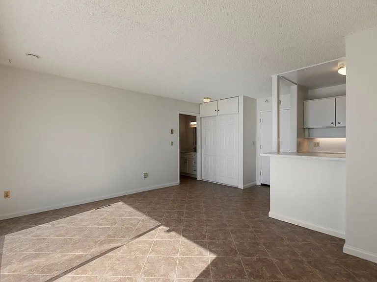 3 Admiral Dr #F263 — Photo 13