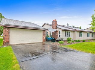 9312 Indian Blvd S, Cottage Grove, MN 55016