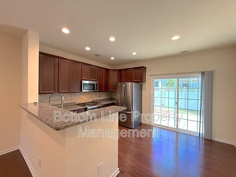 4708 Pepperstone Ln — Photo 6